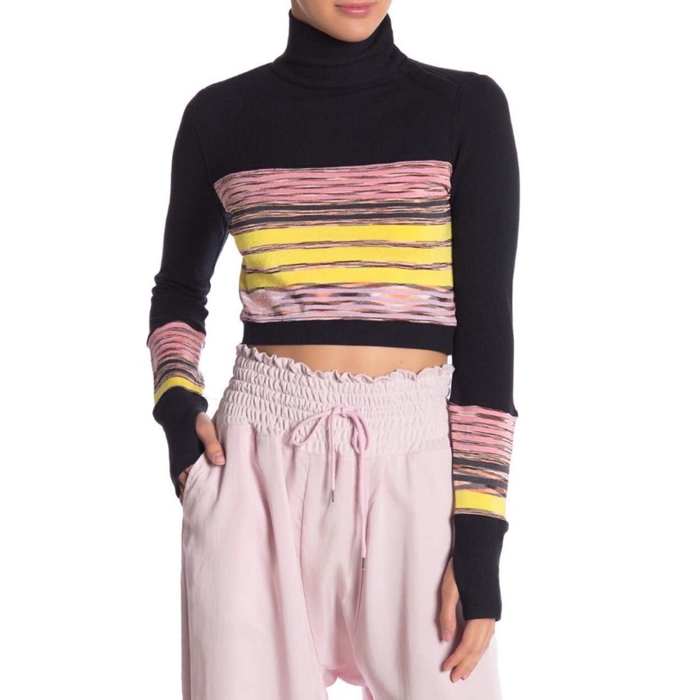 NEW! FREE PEOPLE Long Sleeve Crop Top